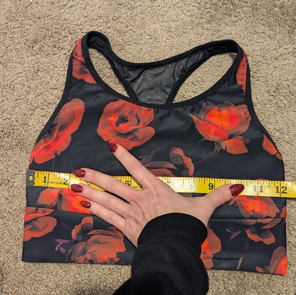 Victoria’s Secret Sport Roses Are Red bra - small - Picture 4 of 7